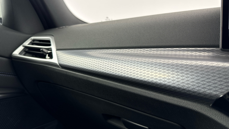 BMW 3 Series 320i M Sport 4dr Step Auto [Pro Pack] Petrol Saloon